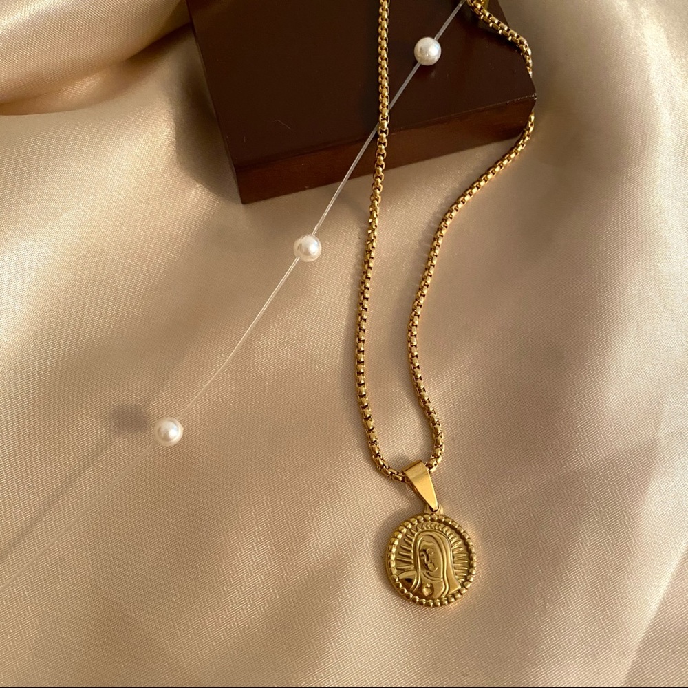 Last One💗⚡️Maria Rosary Faith Necklace